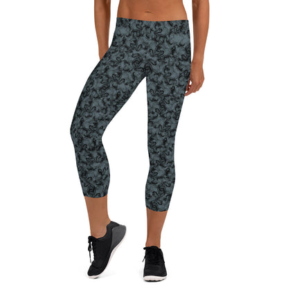 Capri Leggings (Wolfs Of Fire)